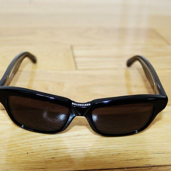 BNWT AW24 BALENCIAGA SIGNATURE BRIDGE SQUARE SUNGLASSES - Picture 2 of 6